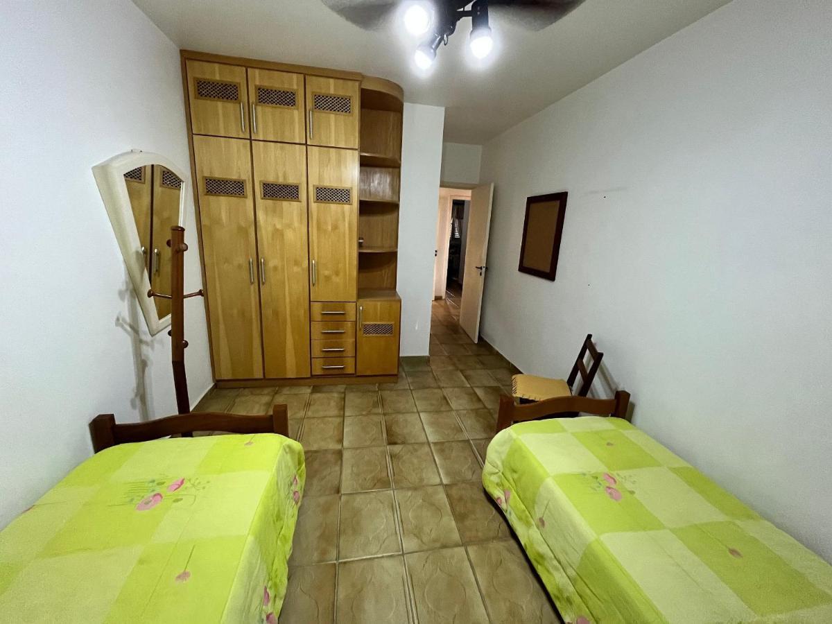 Super Aconchegante E Espacoso - Sacada Ampla E Perto Da Praia - Super Confortavel - Ap. 13 - Ed. Maison Du Parc Guarujá Eksteriør billede