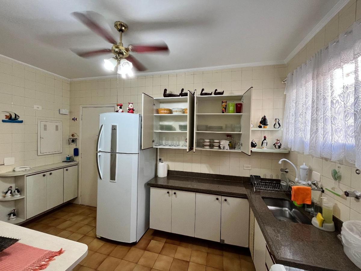Super Aconchegante E Espacoso - Sacada Ampla E Perto Da Praia - Super Confortavel - Ap. 13 - Ed. Maison Du Parc Guarujá Eksteriør billede