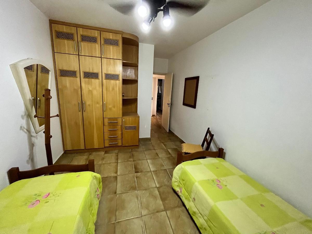 Super Aconchegante E Espacoso - Sacada Ampla E Perto Da Praia - Super Confortavel - Ap. 13 - Ed. Maison Du Parc Guarujá Eksteriør billede