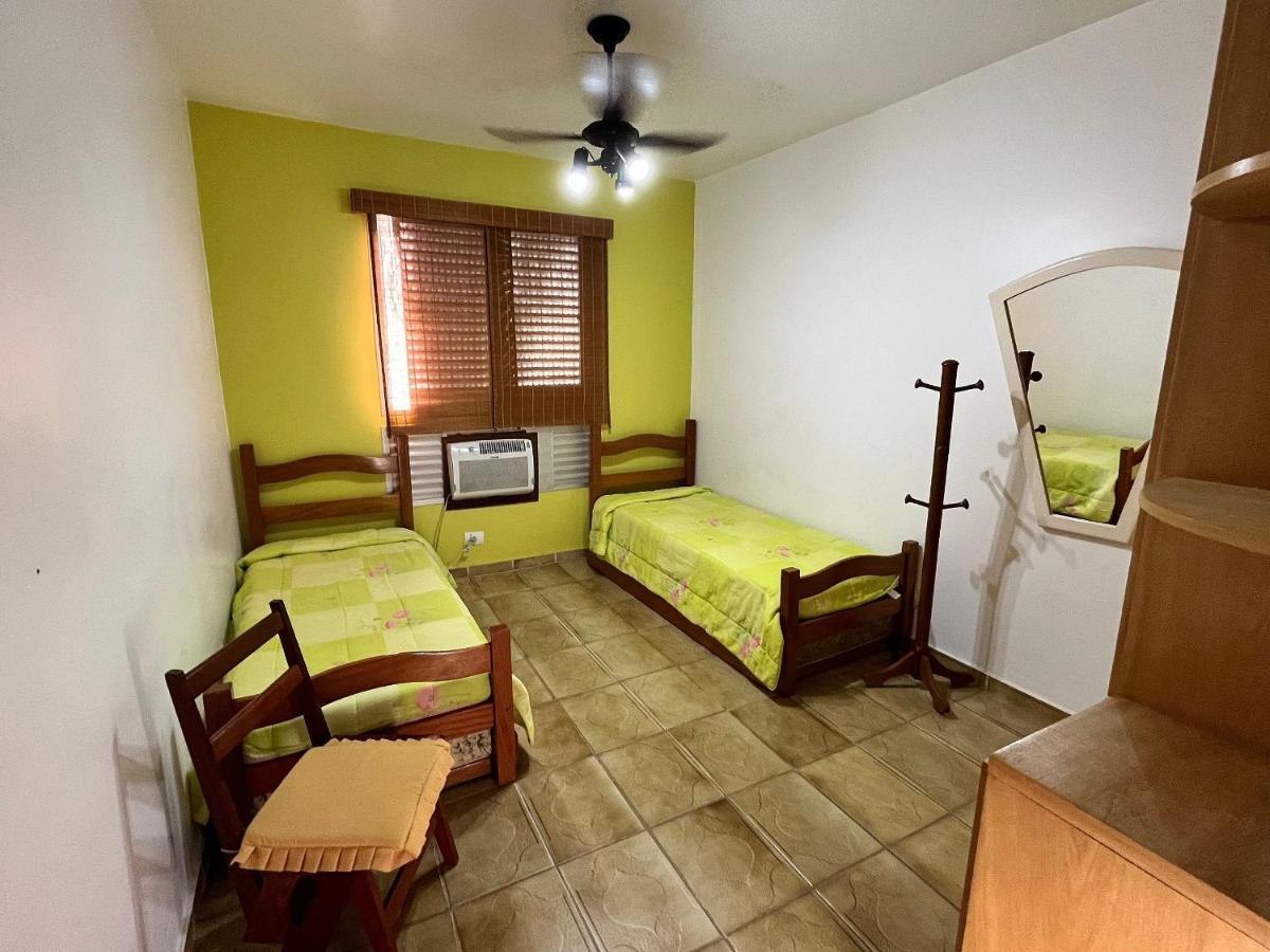 Super Aconchegante E Espacoso - Sacada Ampla E Perto Da Praia - Super Confortavel - Ap. 13 - Ed. Maison Du Parc Guarujá Eksteriør billede