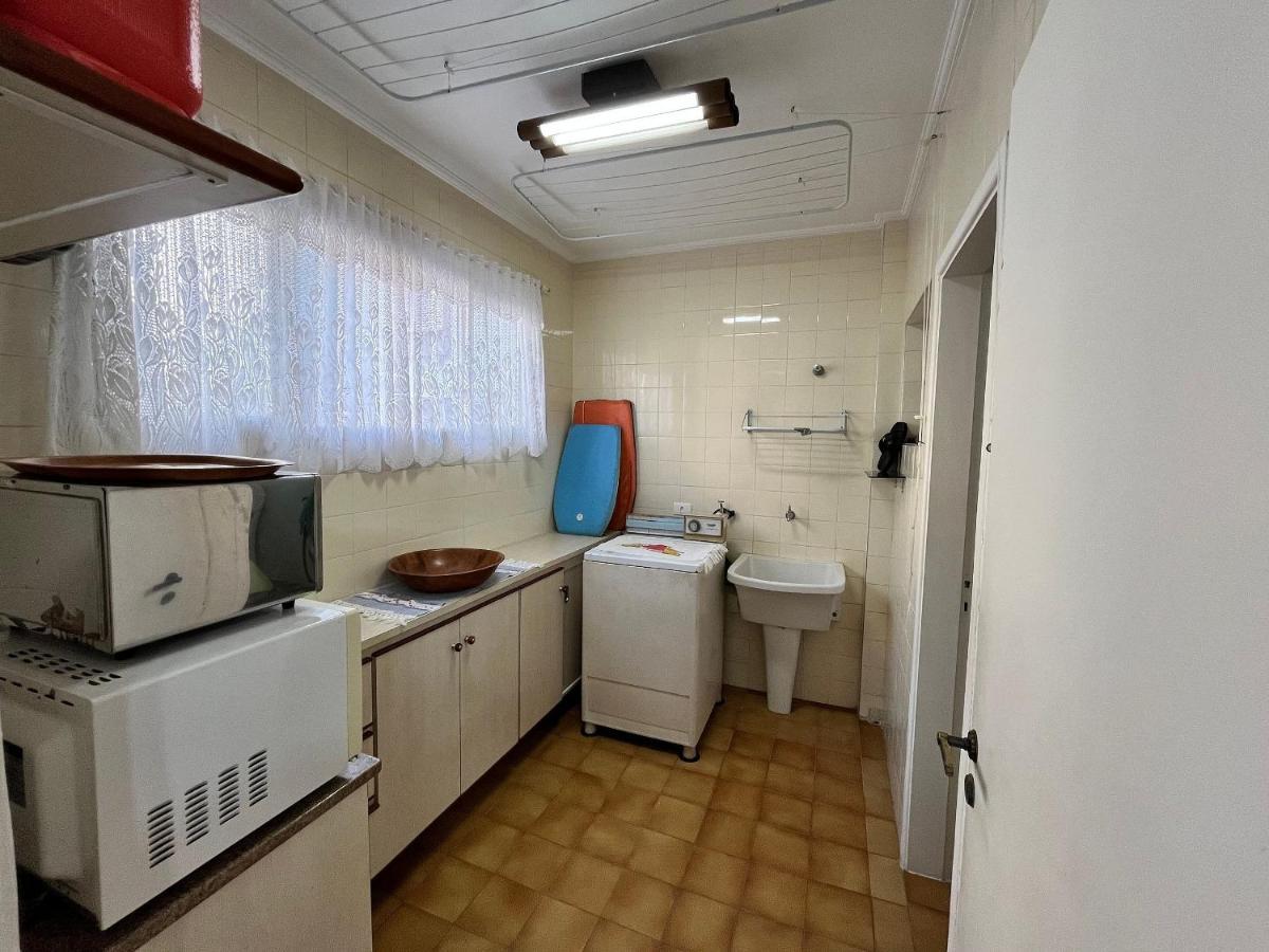 Super Aconchegante E Espacoso - Sacada Ampla E Perto Da Praia - Super Confortavel - Ap. 13 - Ed. Maison Du Parc Guarujá Eksteriør billede